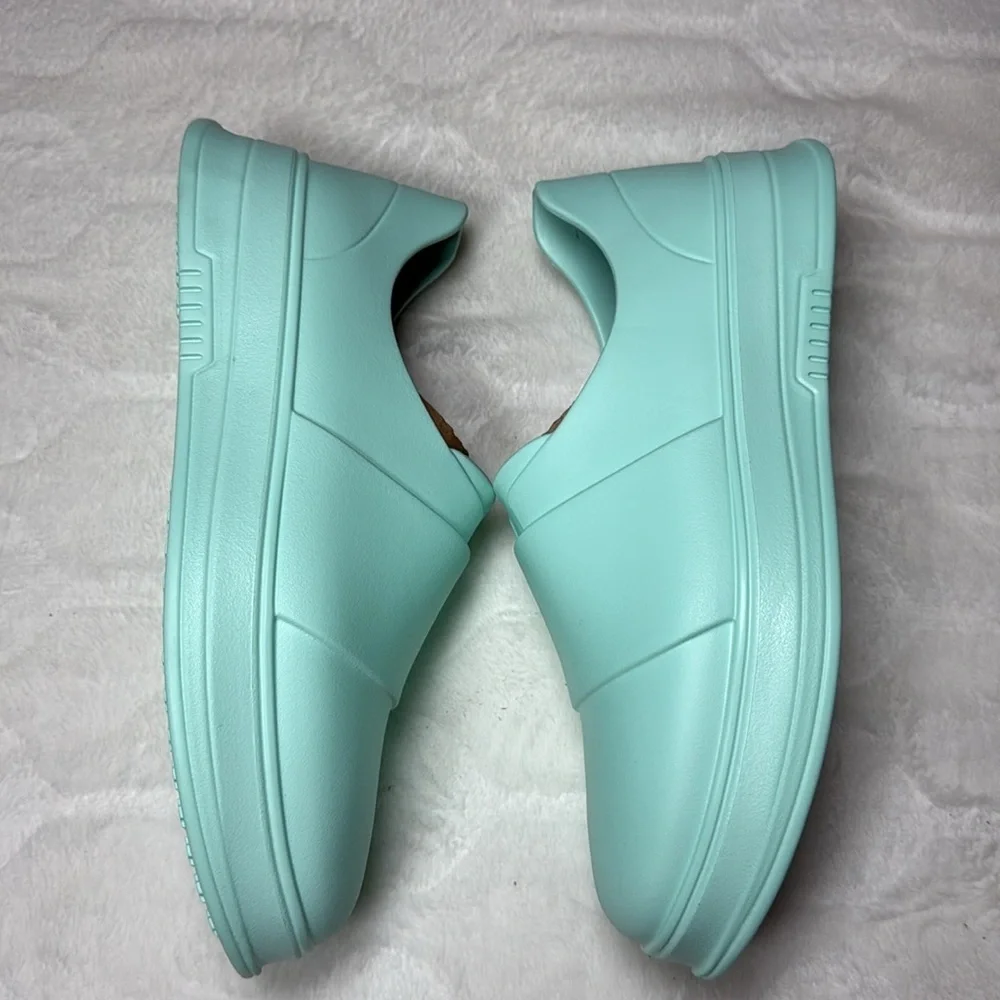 Gales Frontline Nurse Shoes Mint Green Men’s‎ 8 Women’s 10 Slip Resistant NIB